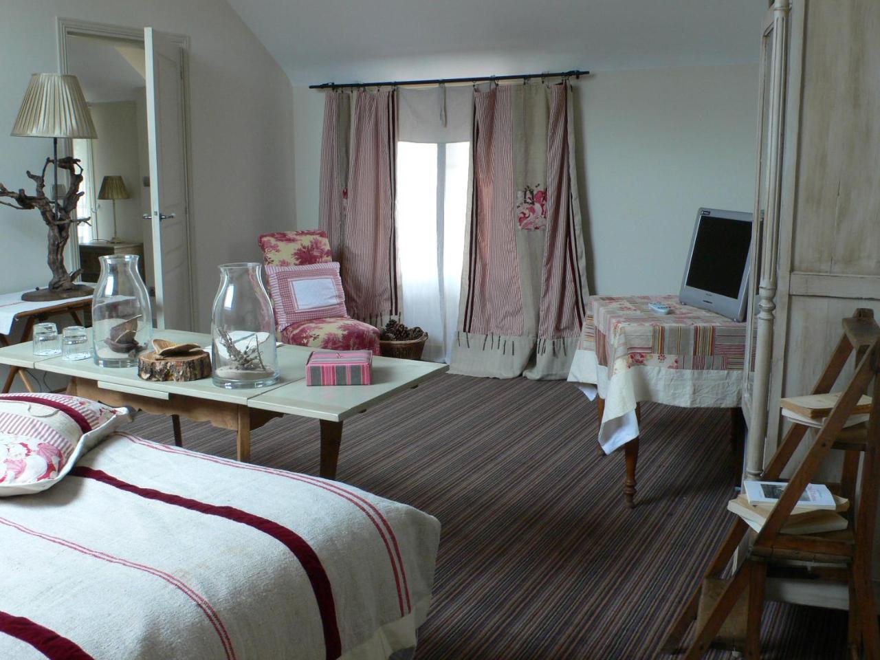 La Marine De Loire Hotel & Spa มองต์โซโร ภายนอก รูปภาพ